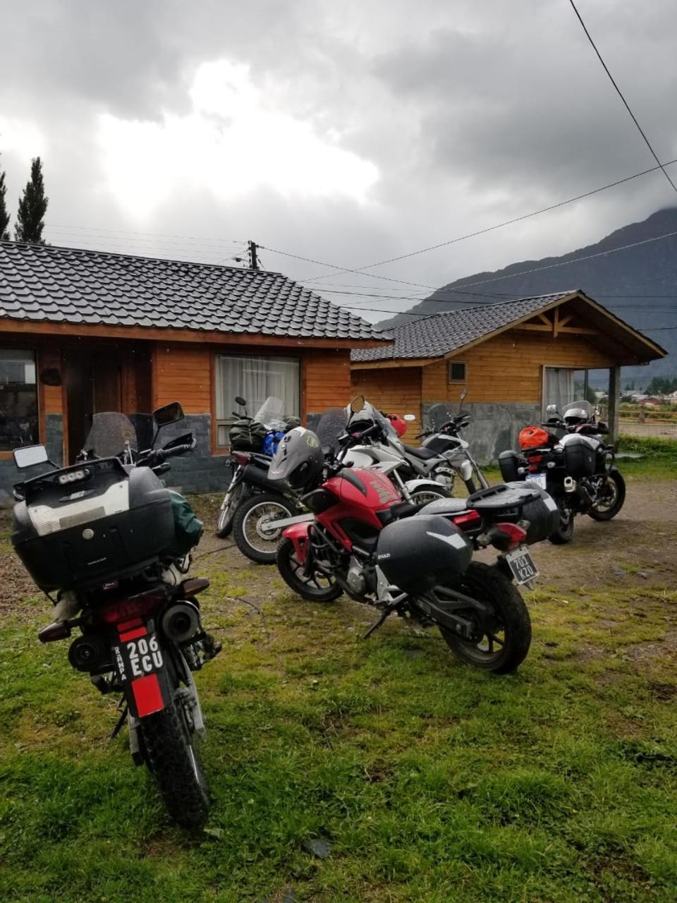 Aysen Bike Cabanas Пуерто-Айсен Екстер'єр фото